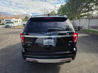 2017 Ford Explorer photo 4