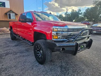 2016 Chevrolet Silverado 2500HD photo 3
