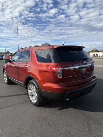 2014 Ford Explorer photo 4
