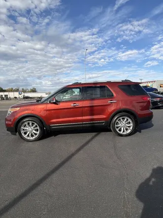 2014 Ford Explorer photo 5