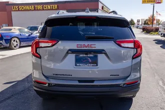 2023 GMC TERRAIN photo 6