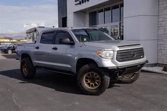 2016 TOYOTA TUNDRA photo 2
