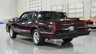 1985 Chevrolet Monte Carlo photo 4