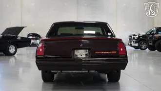 1985 Chevrolet Monte Carlo photo 5