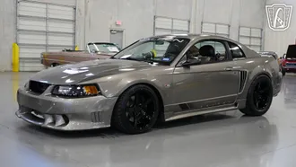2001 Ford Mustang photo 2