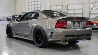 2001 Ford Mustang photo 4