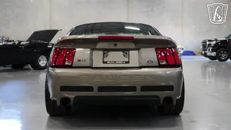 2001 Ford Mustang photo 5