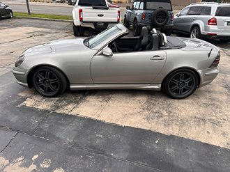 2003 Mercedes-Benz SLK-Class photo 3