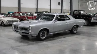 1966 Pontiac GTO photo 2