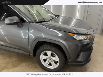 2019 Toyota RAV4 photo 5