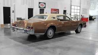 1974 Lincoln Continental photo 4