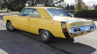 1972 Dodge Dart Swinger photo 2