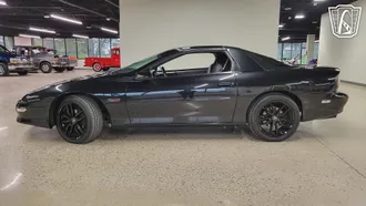 1994 Chevrolet Camaro photo 2