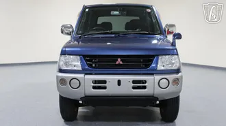1999 Mitsubishi Pajero Mini photo 3