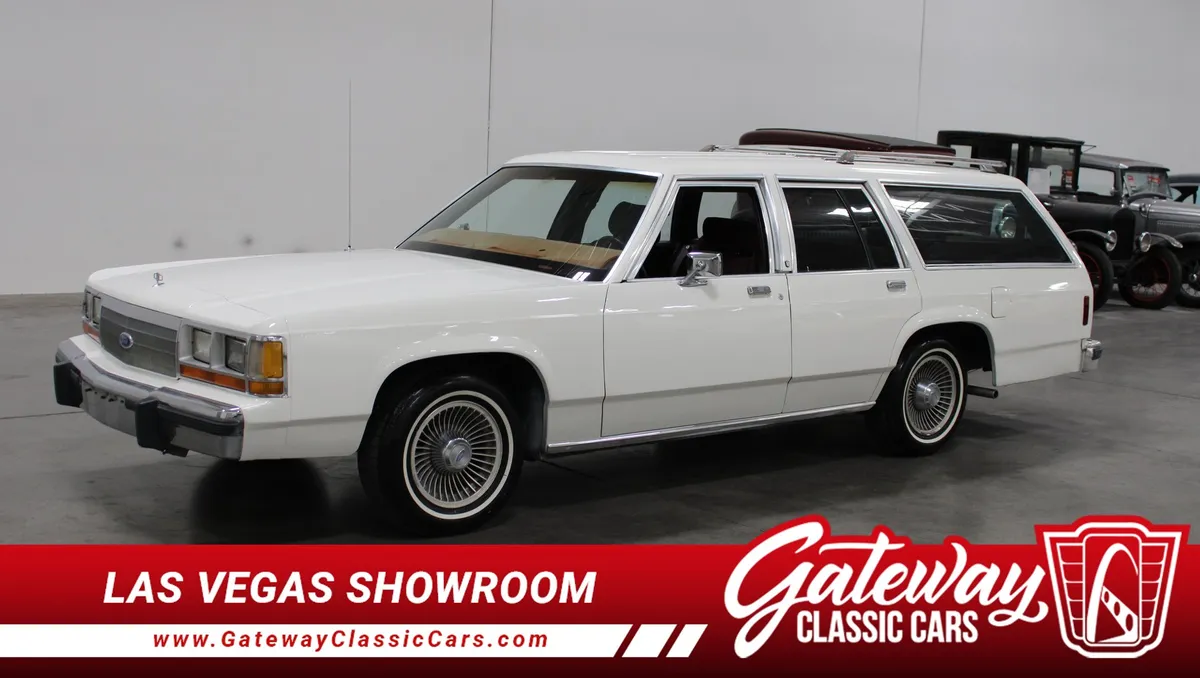 1988 Ford Crown Victoria