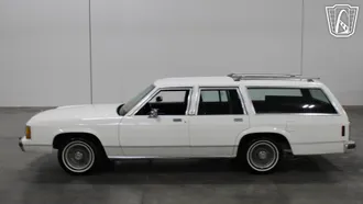 1988 Ford Crown Victoria photo 4