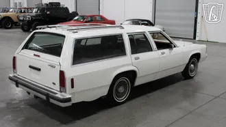 1988 Ford Crown Victoria photo 7