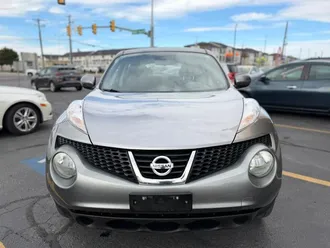 2014 Nissan JUKE photo 2