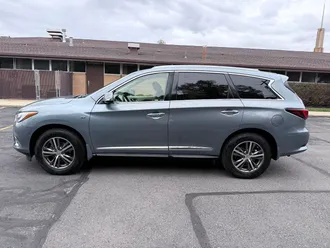 2017 Infiniti QX60 photo 2