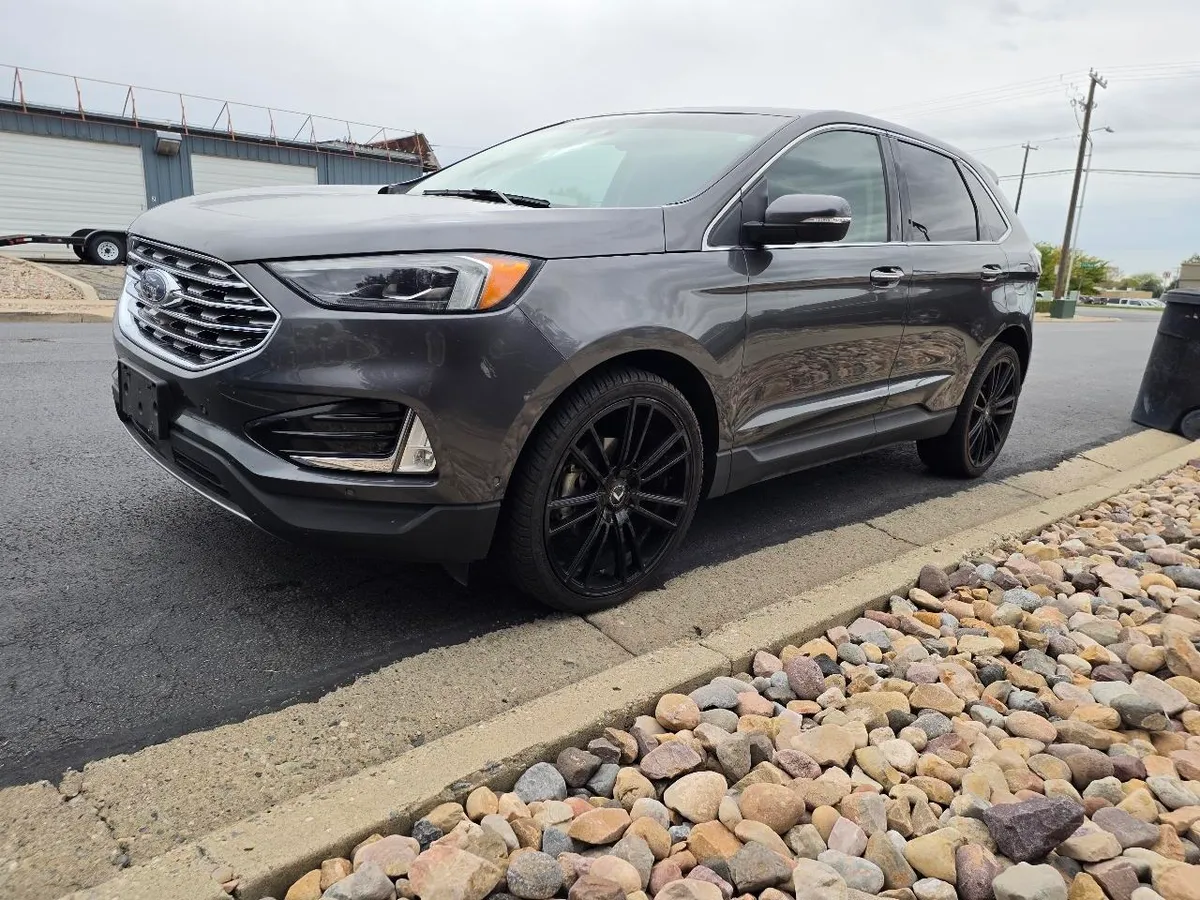 2019 Ford Edge