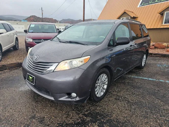 2011 Toyota Sienna