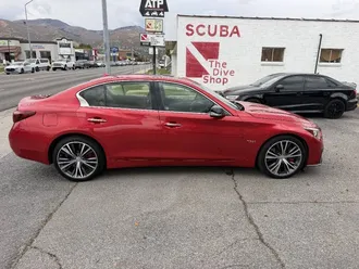 2018 Infiniti Q50 photo 6
