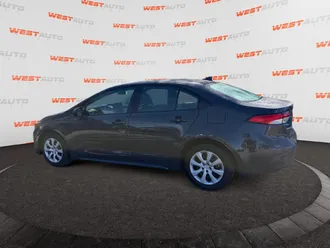 2024 Toyota Corolla photo 3