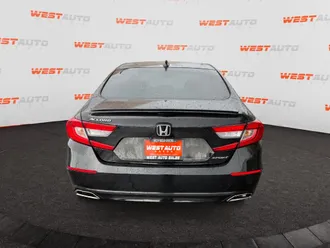 2018 Honda Accord photo 4