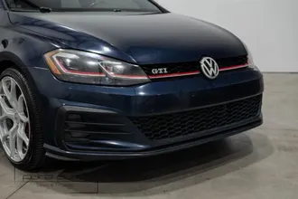 2018 Volkswagen Golf GTI photo 3