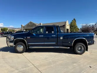 2008 Dodge Ram 3500 Quad Cab photo 2