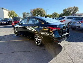 2020 Nissan Versa photo 5