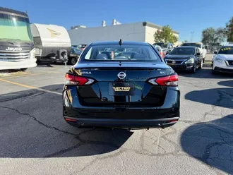 2020 Nissan Versa photo 6