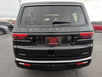 2023 Jeep Wagoneer photo 4