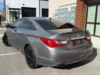 2013 Hyundai Sonata photo 3