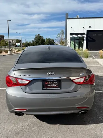 2013 Hyundai Sonata photo 4