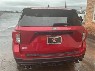 2021 Ford Explorer ST photo 4