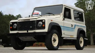 1984 Land Rover Defender 90 photo 2