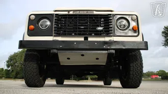1984 Land Rover Defender 90 photo 5