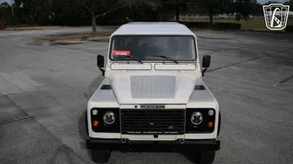 1984 Land Rover Defender 90 photo 7