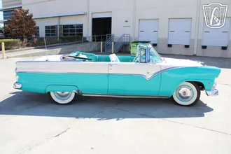 1955 Ford Fairlane photo 4