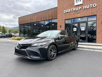 2022 Toyota Camry photo 2