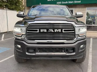 2021 RAM 2500 Laramie photo 2