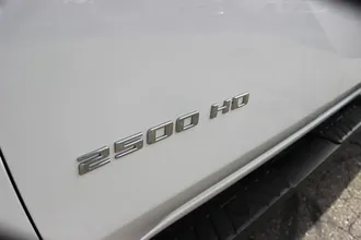 2024 CHEVROLET SILVERADO 2500 HD photo 2
