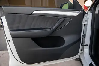 Model Y 15