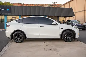 Model Y 4